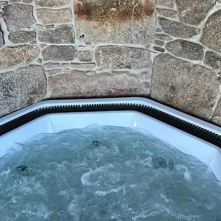 Casa De Afora Casa Con Piscina Y Jacuzzi Privados סנטיאגו דה קומפוסטלה