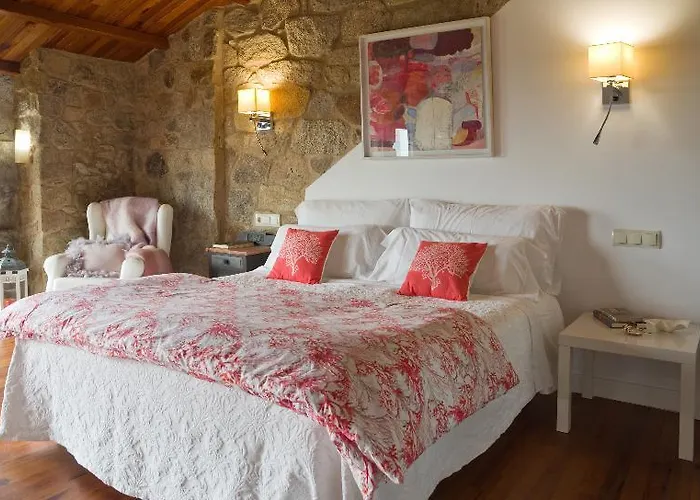 Casa De Afora Casa Con Piscina Y Jacuzzi Privados * סנטיאגו דה קומפוסטלה